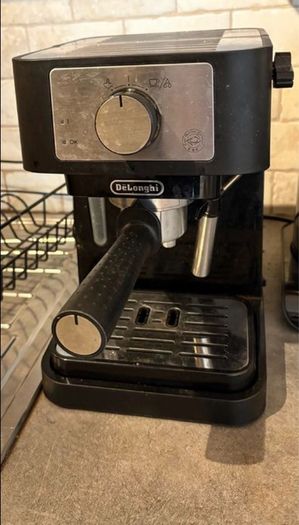 De'Longhi Stilosa Espresso Coffee Machine
