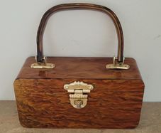 Vintage 60s lucite handbag