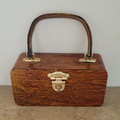 Vintage 60s lucite handbag