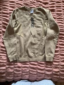 Nike Boys Jumper Size XL 14