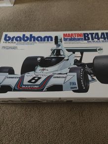 Tamiya 1/12 Martini Brabham BT44B 1975 Formula 1. 12018