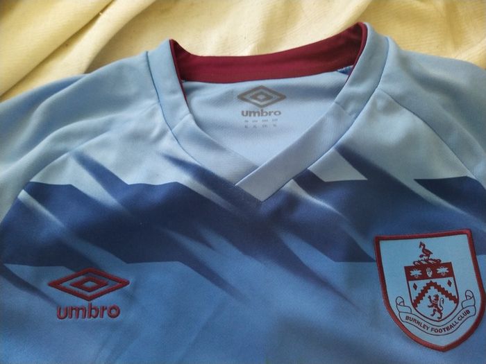 Umbro Burnley Jersey Size XL