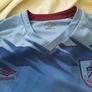 Umbro Burnley Jersey Size XL Image 4