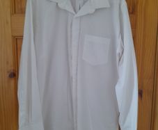 mans white shirt size small