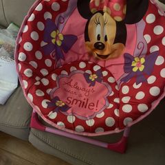 Minnie Mouse Seat