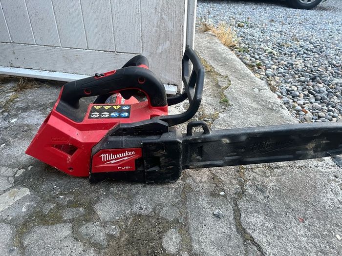 milwaukee 14inch chainsaw