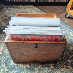 7" Vinyl Antique Storage Box