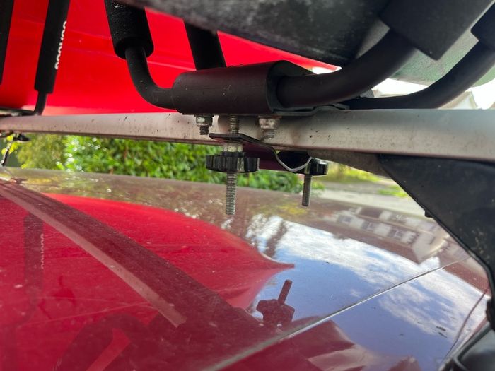 2 pairs of Kayak J bars