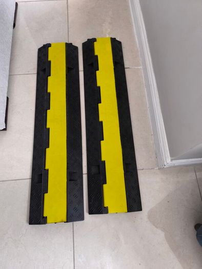 electric car cable ramps