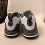 Jordans Sneakers Image 2