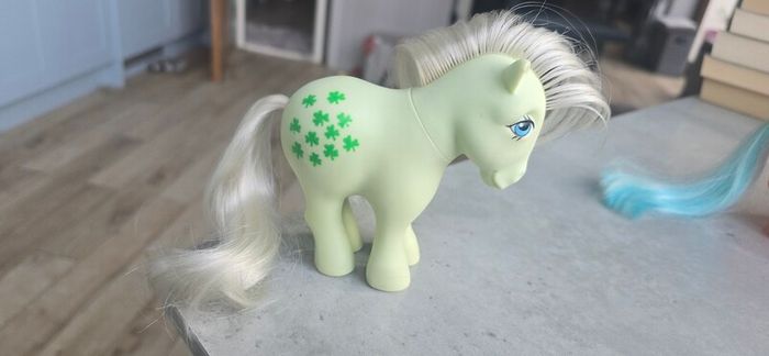 Minty Concave Foot CC Original Ponies Pose MLP G1 My Little Pony