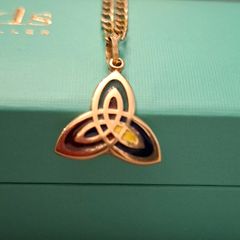 gold necklace