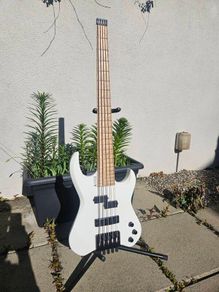 KIESEL vader bass 5