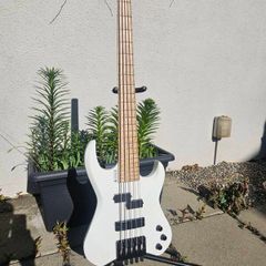 KIESEL vader bass 5