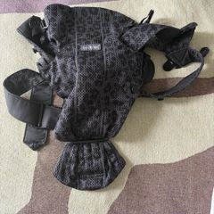 BabyBjorn Mini Carrier