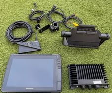 Garmin LiveScope Plus LVS34 and ECHOMAP Ultra 122sv