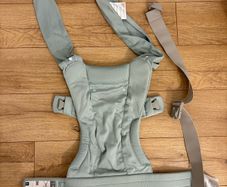 Ergobaby Carrier