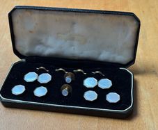 Art Deco 1930s Mother of Pearl 4 Tuxedo Shirt Studs 2 Vest Studs with Matching Double-Sided Cufflinks in Original Box
