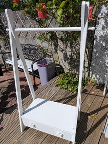 Kids clothes rail