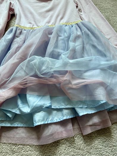 Brand New Disney Frozen Dress size 6-8