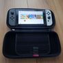 Nintendo Switch + 2 games + case Image 4