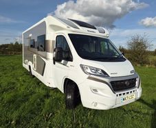 Camper