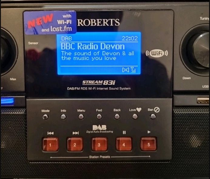 Roberts Worldwide internet radiostations