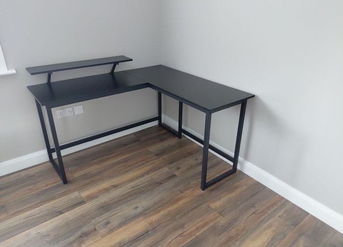 Corner Desk