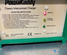 PowaKaddy Metal  Battery Charger working