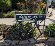 Trek Domane AL 2 (52cm / Small) + Free helmet, light & lock