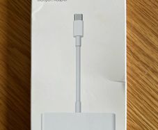 Apple A1620 Usb-c To Vga Multiport Adapter