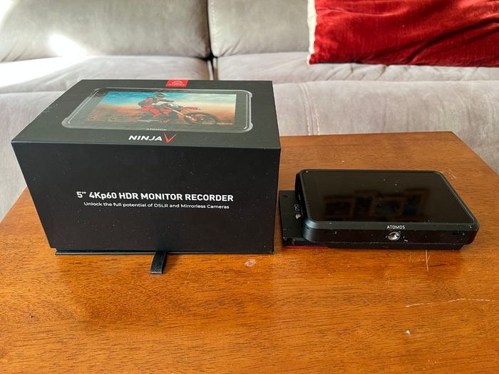Atomos Ninja V 5 4K HDR monitor
