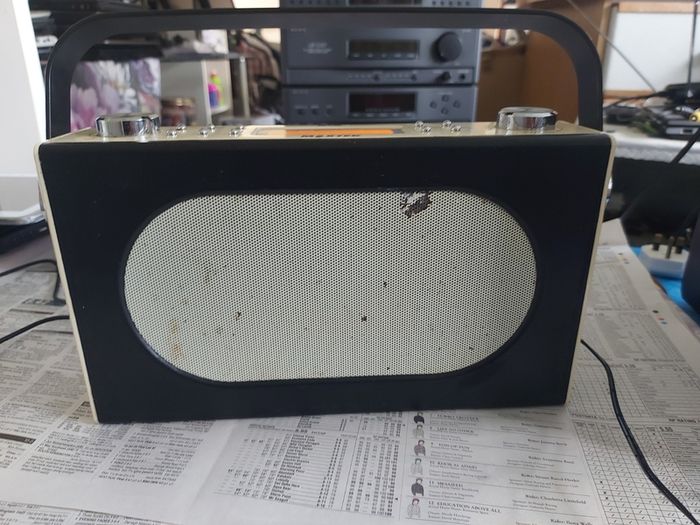 MAXTEK Vintage Style DAB & FM Radio, Model 61250, in excellent condition and working perfect