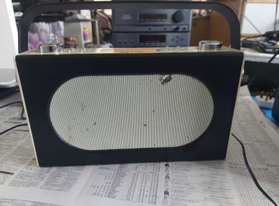 MAXTEK Vintage Style DAB & FM Radio, Model 61250, in excellent condition and working perfect