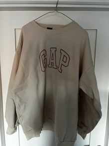 GAP Sweatshirt