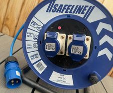 Safeline Blue Artic Cable Reel With 16 Amp Plug - 25Metre