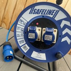 Safeline Blue Artic Cable Reel With 16 Amp Plug - 25Metre