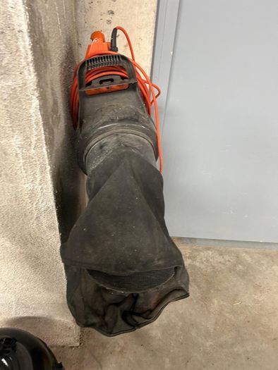 leaf blower & Vac