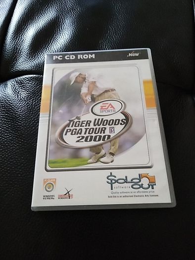 Tiger Woods PGA Tour 2000 - PC CD ROM - price includes postage
