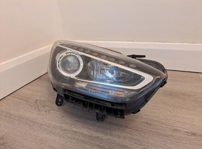 Hyunday I40 Right Headlight