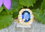Beautiful Vintage 3.6ct Sapphire & Diamond Ring - 18ct