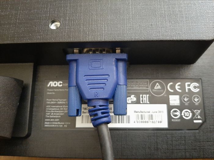 AOC Monitior 18 inch