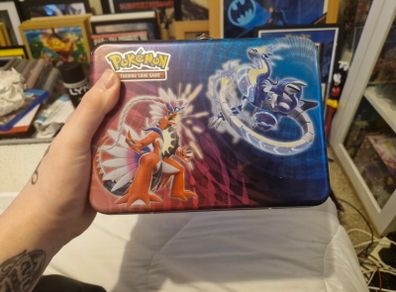 Pokemon Card Collector's Tin