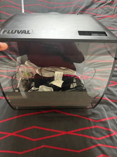 fish tank fluval 50 L
