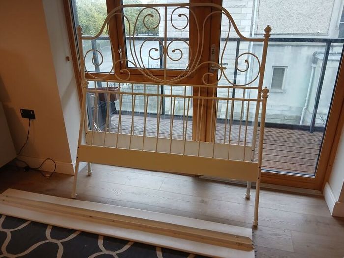 Double Bed for free