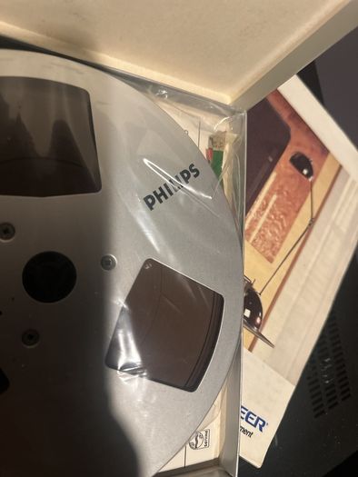 Philips LP 1800 ultra ferro tape on metal 7"reel.