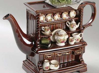 Rare Collectible Royal Albert 'Old Country Roses' Large Welsh Dresser Teapot by Cardew Design