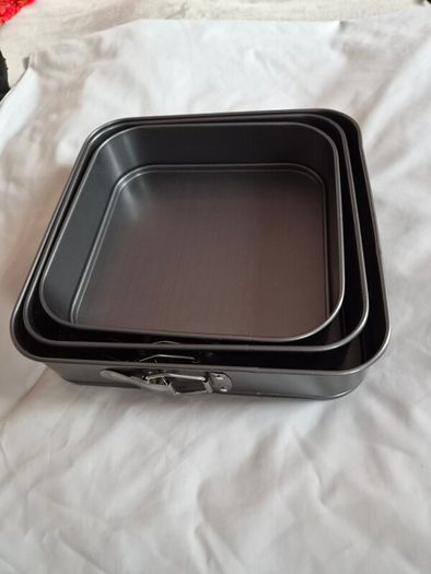Cake Tins set of three