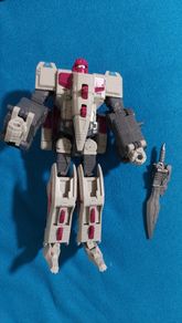 Transformer / toy / combiner