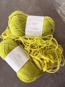 Knitting wool